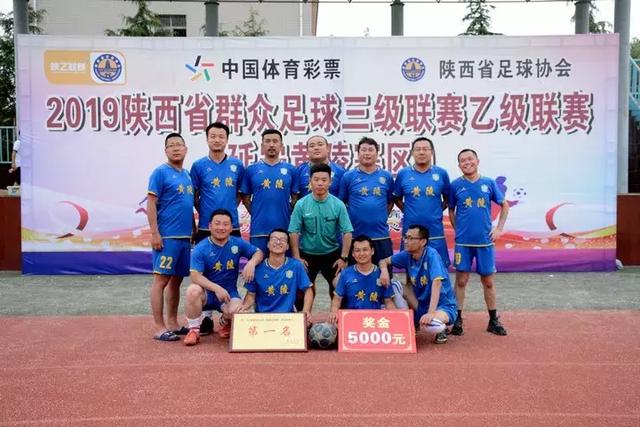 罗伊斯谈美国找房骇人往事：FBI与毒贩枪战过